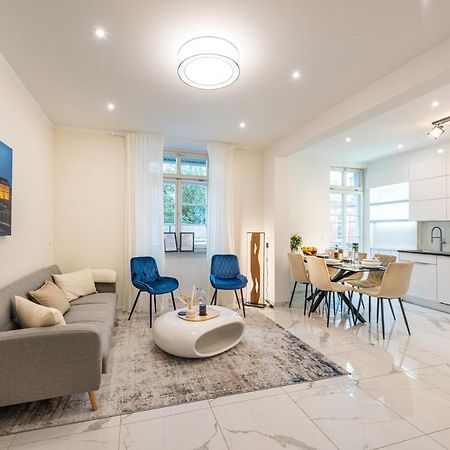 Vivid Luxury Apartment Ludwigsburg - Bluehendes Barock-Forum-Schloss-Modern 外观 照片