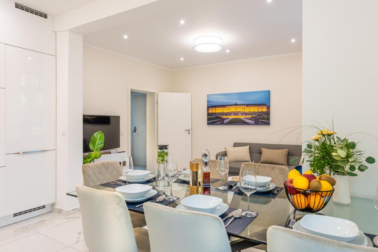 Vivid Luxury Apartment Ludwigsburg - Bluehendes Barock-Forum-Schloss-Modern 外观 照片