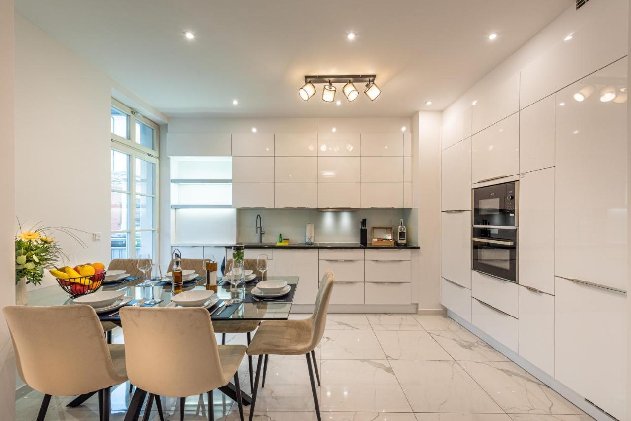 Vivid Luxury Apartment Ludwigsburg - Bluehendes Barock-Forum-Schloss-Modern 外观 照片